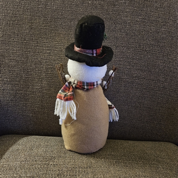 Snowman shelf sitter decor. Christmas Winter Holiday - Picture 2 of 4